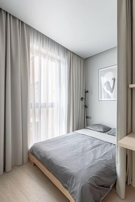 Íbúð Cozy Japanese Oasis With Balcony, Gramophone, Netflix